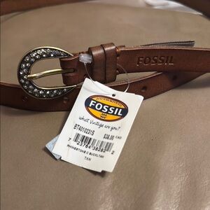 NWT size small 37” Fossil Tan Leather Belt with Rhinestone Buckle